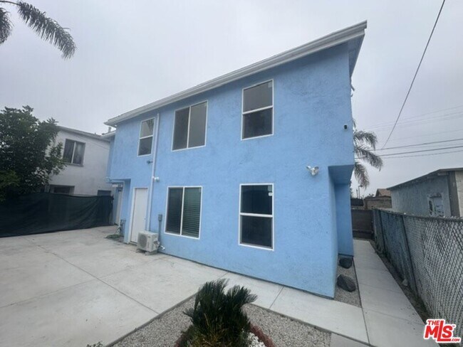Foto del edificio - 1012 E 73rd St