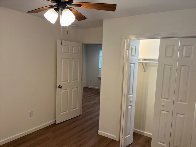 Foto del edificio - 535 Plymouth St