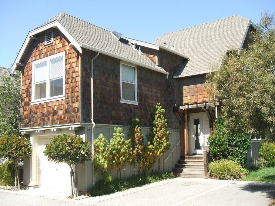 Primary Photo - 132 Walti St
