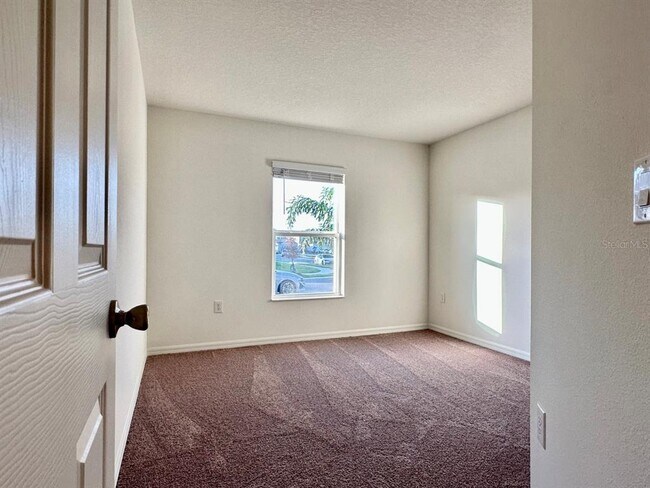 Foto del edificio - 2872 Sanctuary Dr