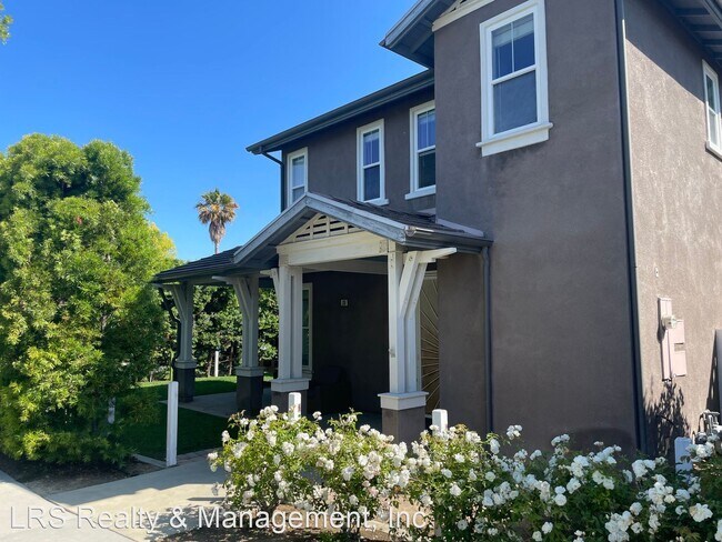 Building Photo - 4 br, 3 bath House - 28 Fuertes