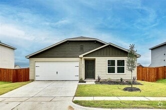 Building Photo - 829 Eagles Nest Dr