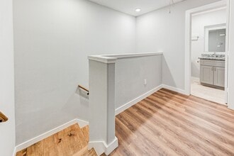 Building Photo - 1017 North Ln