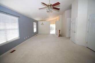 Building Photo - 1175 Hill Mesa Ct