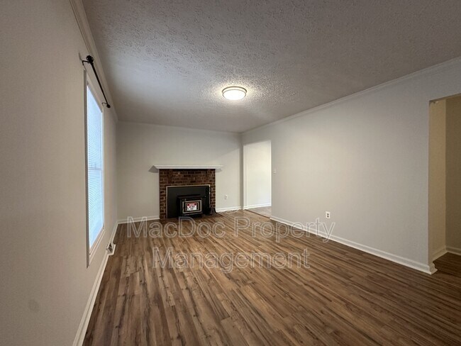 Foto del edificio - 12235 Pinyon Ln