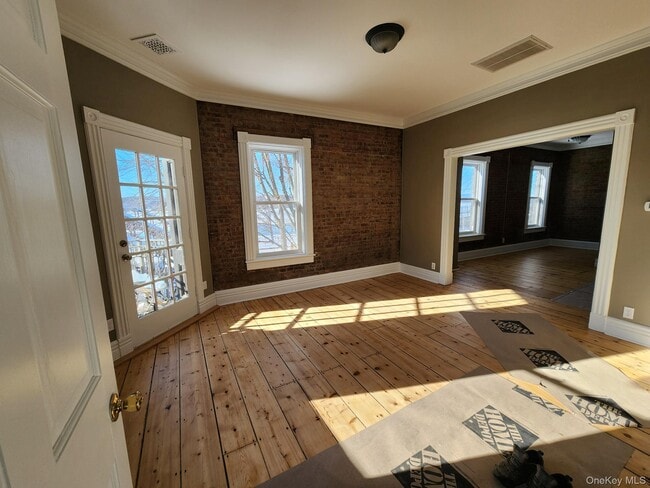 Building Photo - 1 Shatzell Ave