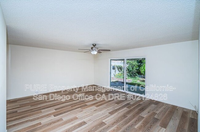 Building Photo - 1045 27th St