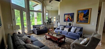 Building Photo - 943 High Meadow Ranch Dr