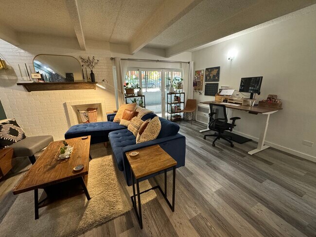 Foto del edificio - 555 E 10th Ave