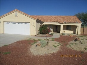 Building Photo - 3409 Sunburst Dr