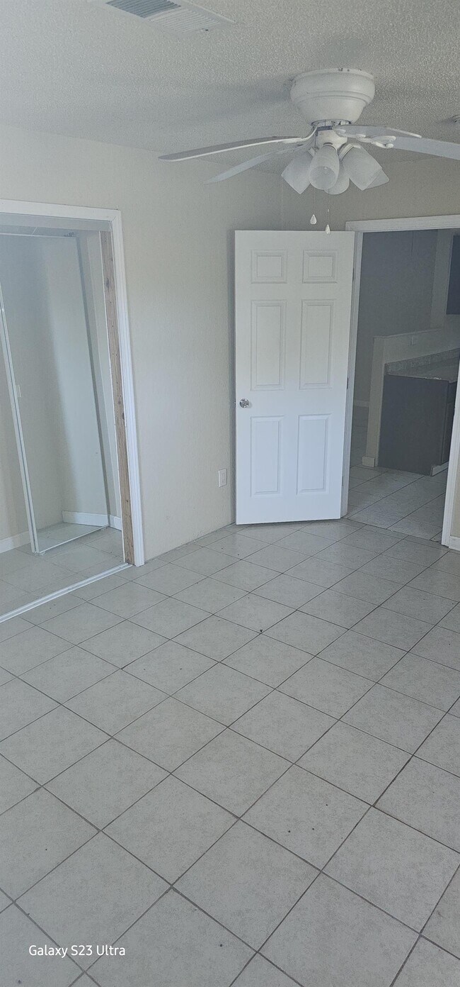 Foto del edificio - 525 County Rd 299