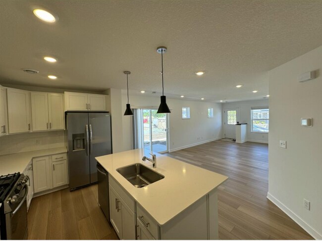 Foto del edificio - 8084 150th Pl NW