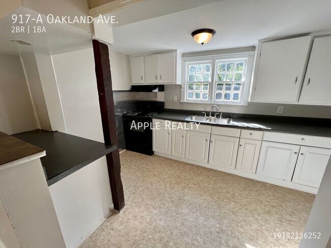 Foto del edificio - 917 Oakland Ave