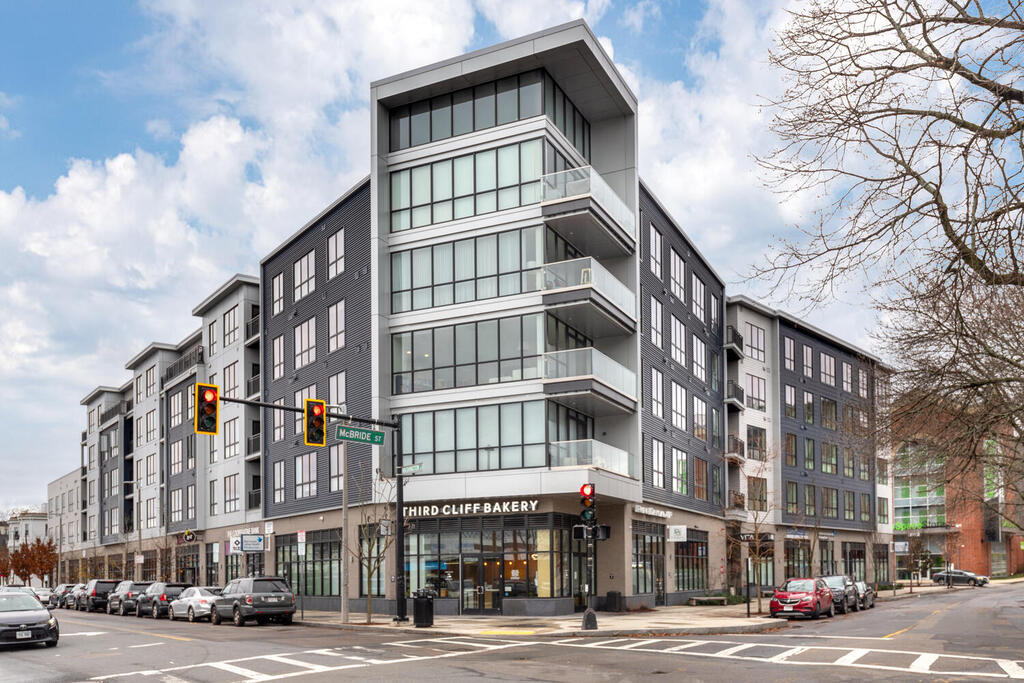 Foto principal - 3531 Washington St