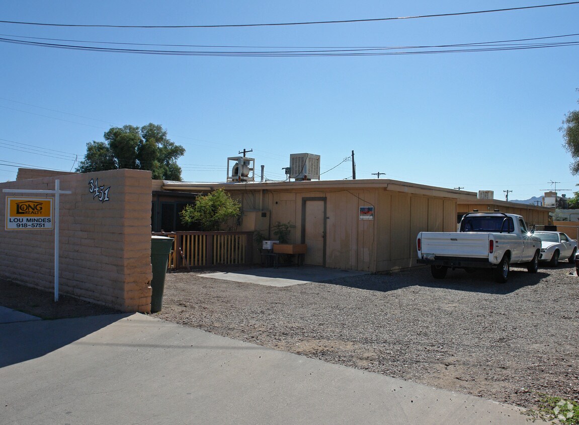 Building Photo - 3451 N Flowing Wells Rd