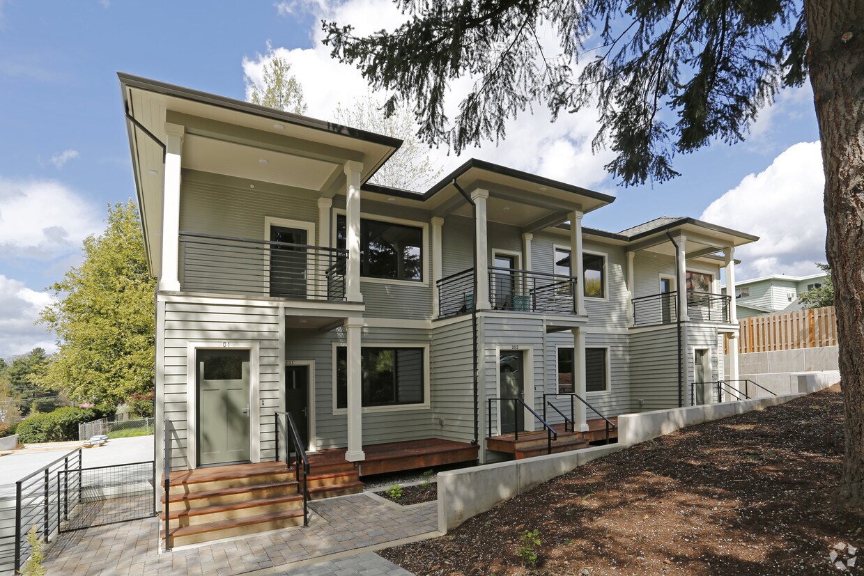 Foto principal - 8905 N Edison St