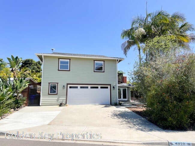 Foto del edificio - Beautiful 4 bedroom, 3 bath pool home in C...