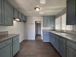 Building Photo - 1434 W 145th St