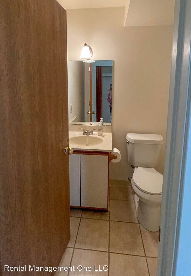 Foto del edificio - 2 br, 1.5 bath House - 995 Glengary