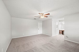 Building Photo - 14256 Misty Meadow Ln