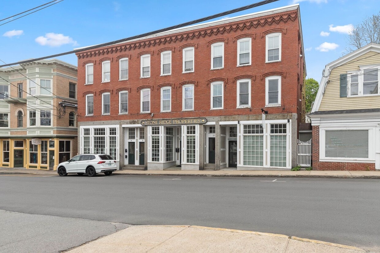 Primary Photo - 16-24 Market Street