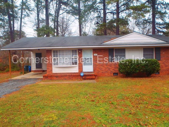 Primary Photo - 202 Onie Ct