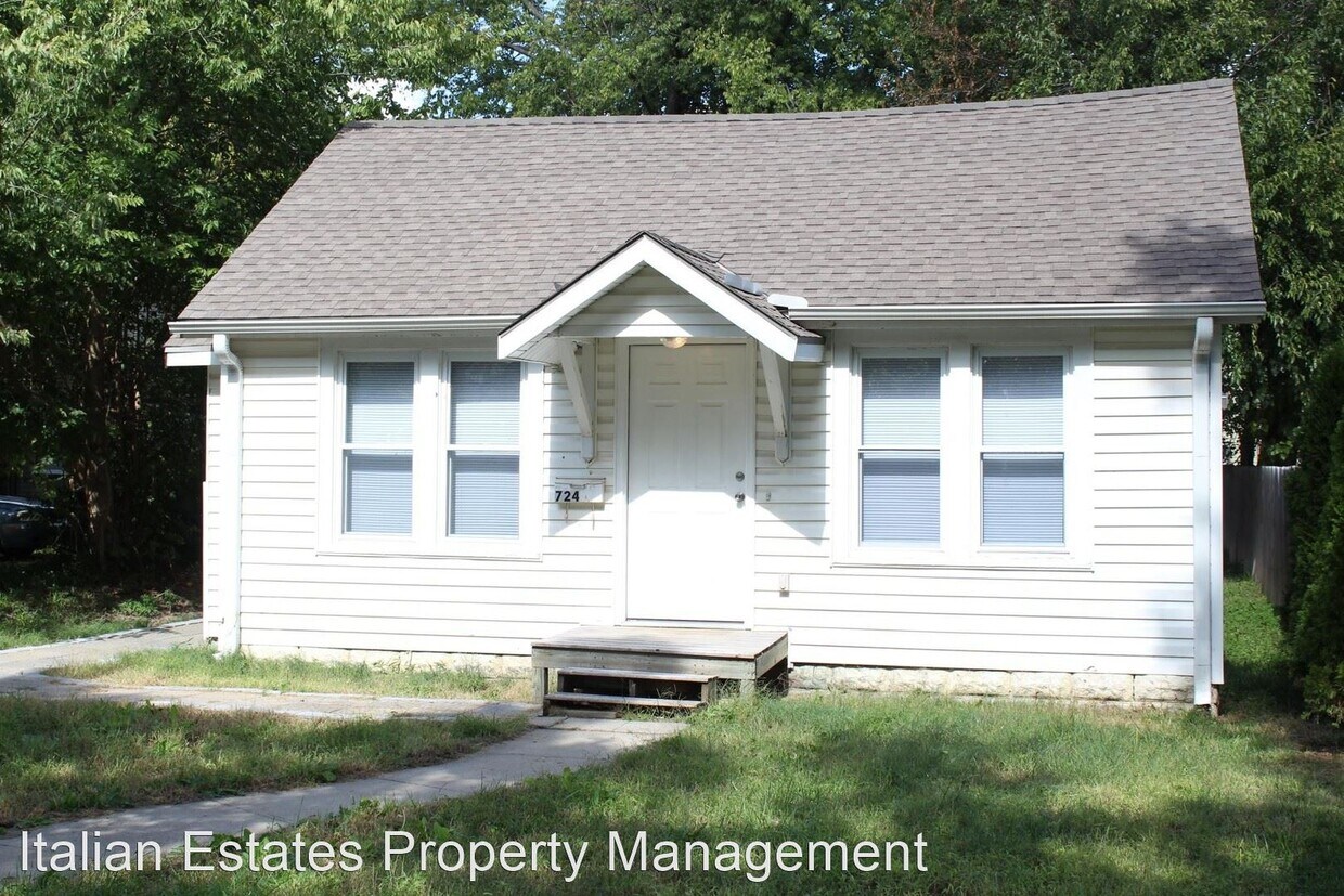 Primary Photo - 3 br, 2 bath House - 724 Fremont St.