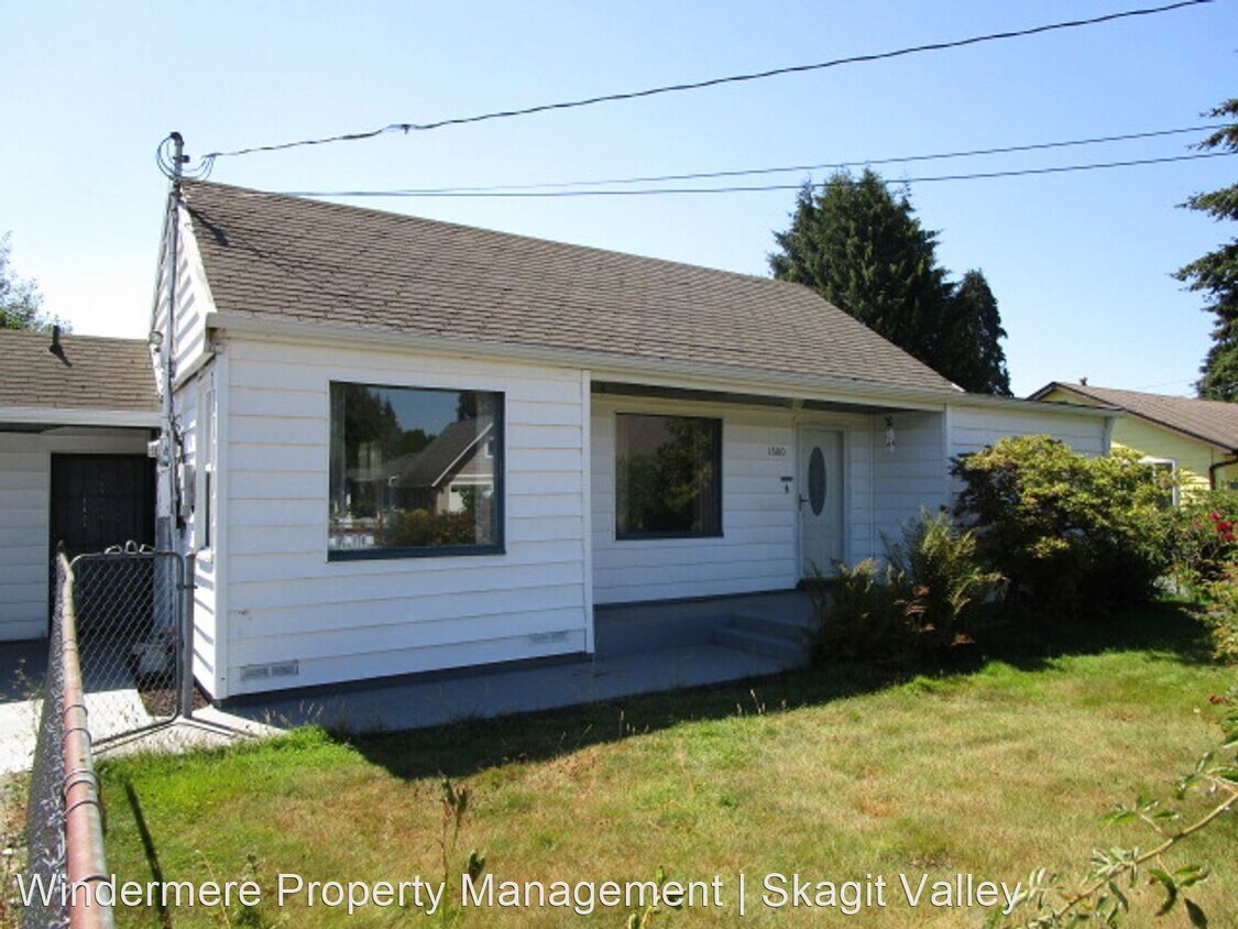 Primary Photo - 3 br, 2 bath House - 1600 East Rio Vista A...