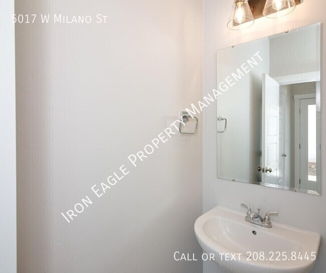 Foto del edificio - 5017 W Milano St