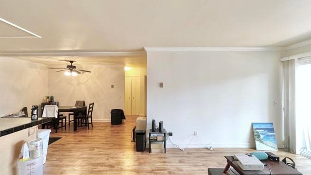 Foto del edificio - 8332 Regents Rd