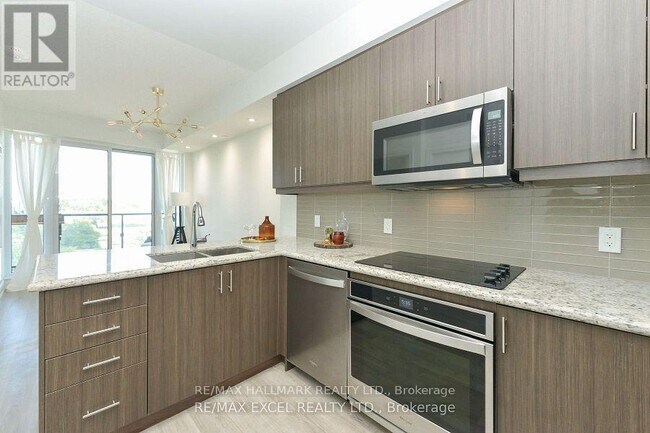 Photo du bâtiment - 9618 Yonge St