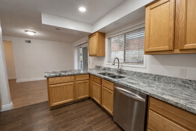 Foto del edificio - 8373 Wabash St