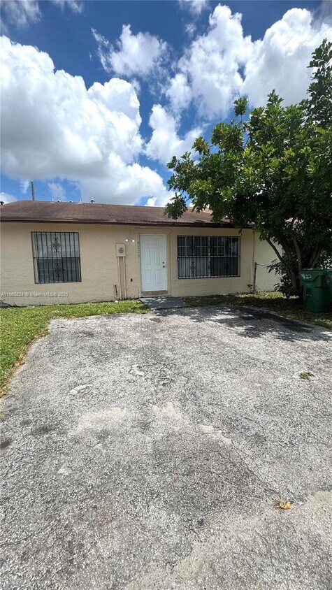 Foto principal - 4122 NW 181st Terrace