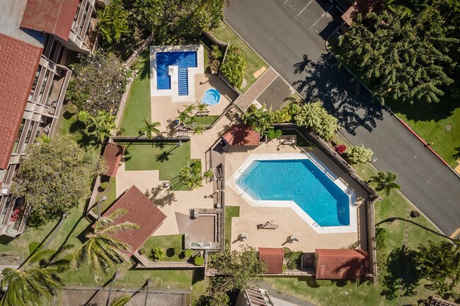 Building Photo - Makaha Valley Plantation - Two Bedroom