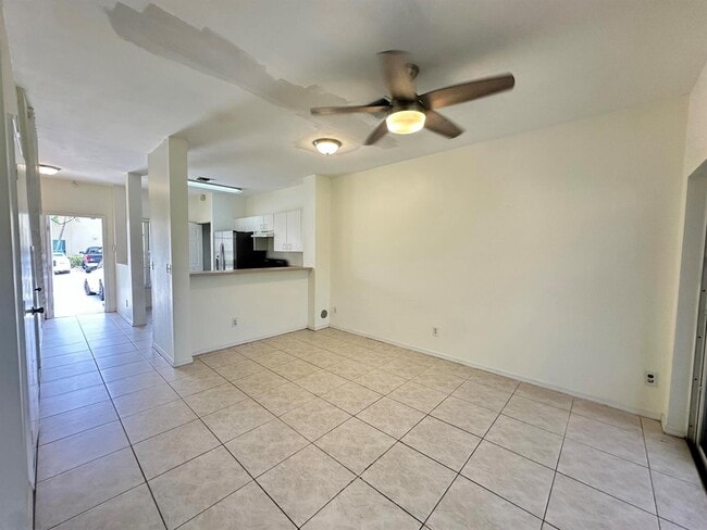 Building Photo - 420 SW 122nd Ave
