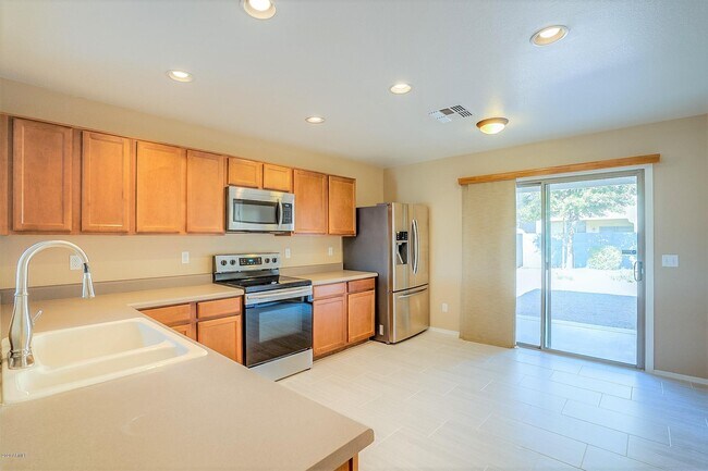 Foto del edificio - 15474 W Sierra St