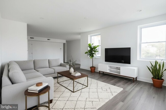 Photo - 274 N 58th St Apartment