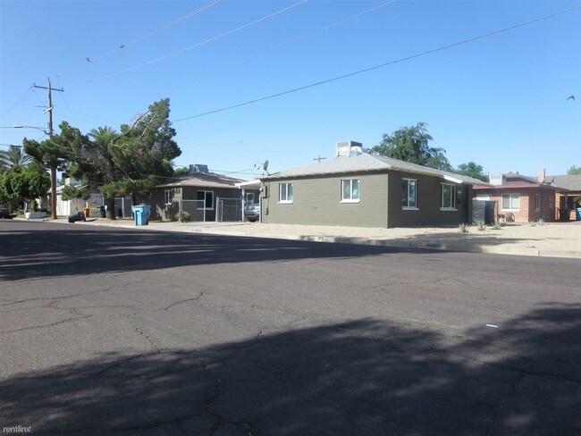 Foto del edificio - 2 br, 1 bath House - 301 W Highland A Unit A