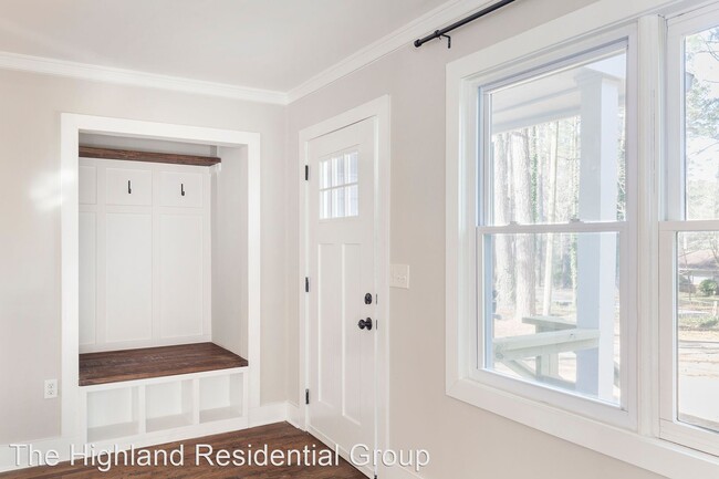 Building Photo - 3 br, 2 bath House - 1788 Dodson Drive