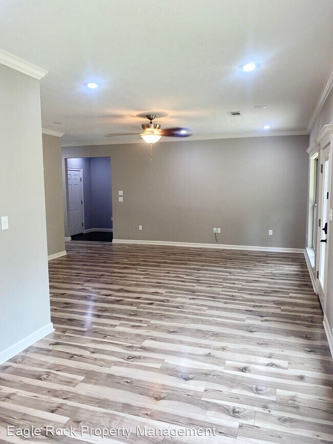 Foto del edificio - 3 br, 2 bath House - 1220 Alex Street