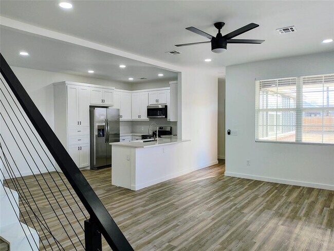 Foto del edificio - 236 NW 122nd St