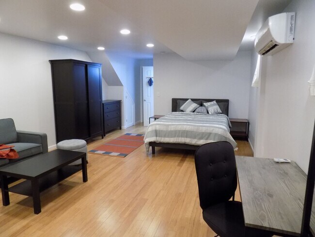 Foto del edificio - 3621 Childs St