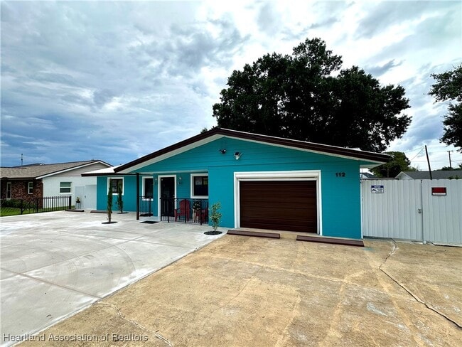 Building Photo - 112 Memorial Dr
