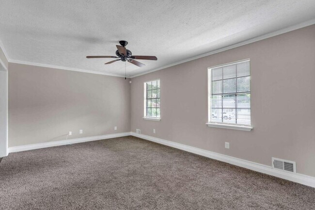 Foto del edificio - 8989 Teal Ln