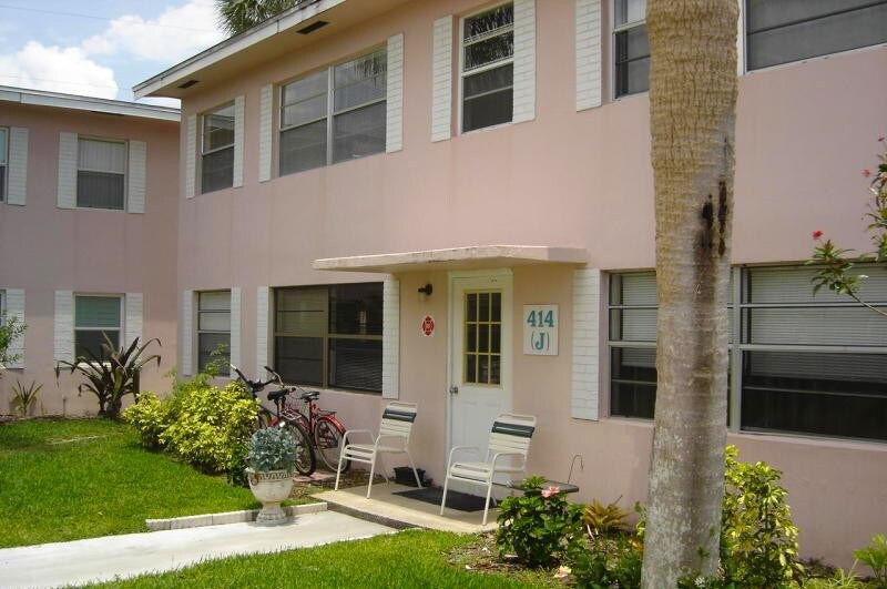 Foto principal - 414 Monroe Ave J201