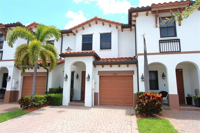 Foto del edificio - 8815 NW 102nd Ct
