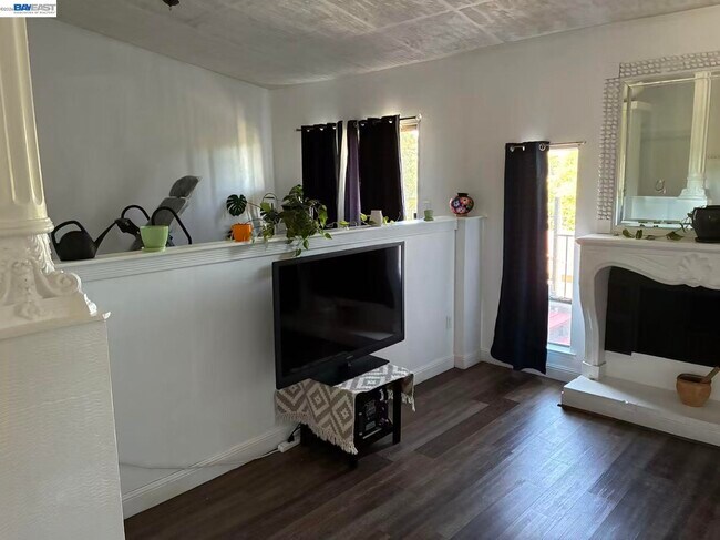 Foto del edificio - 2941 Sunset Ln