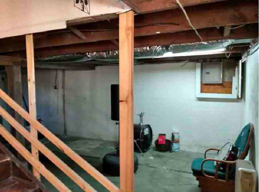 Primary Photo - 228 N Sunset Dr