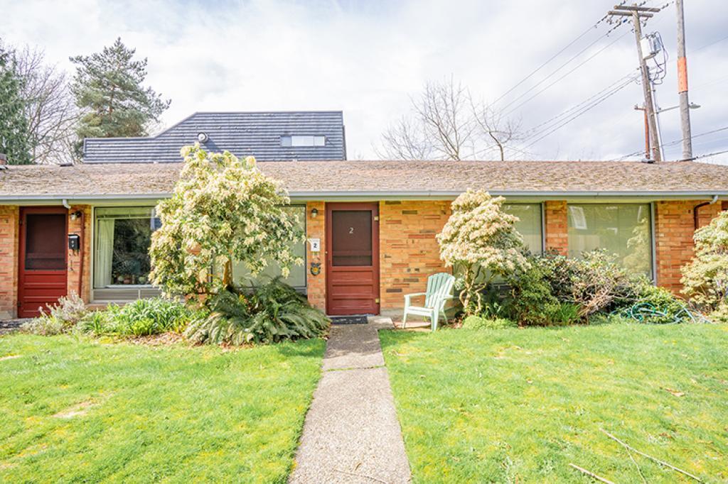 4515 NE 55th St Unit 1 bedroom, Seattle, WA 98105 Condo for Rent in Seattle, WA