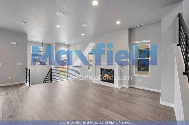Foto del edificio - Brand New - Modern Living / 4BD 2.5 BTH 2GAR / Home in Lehi